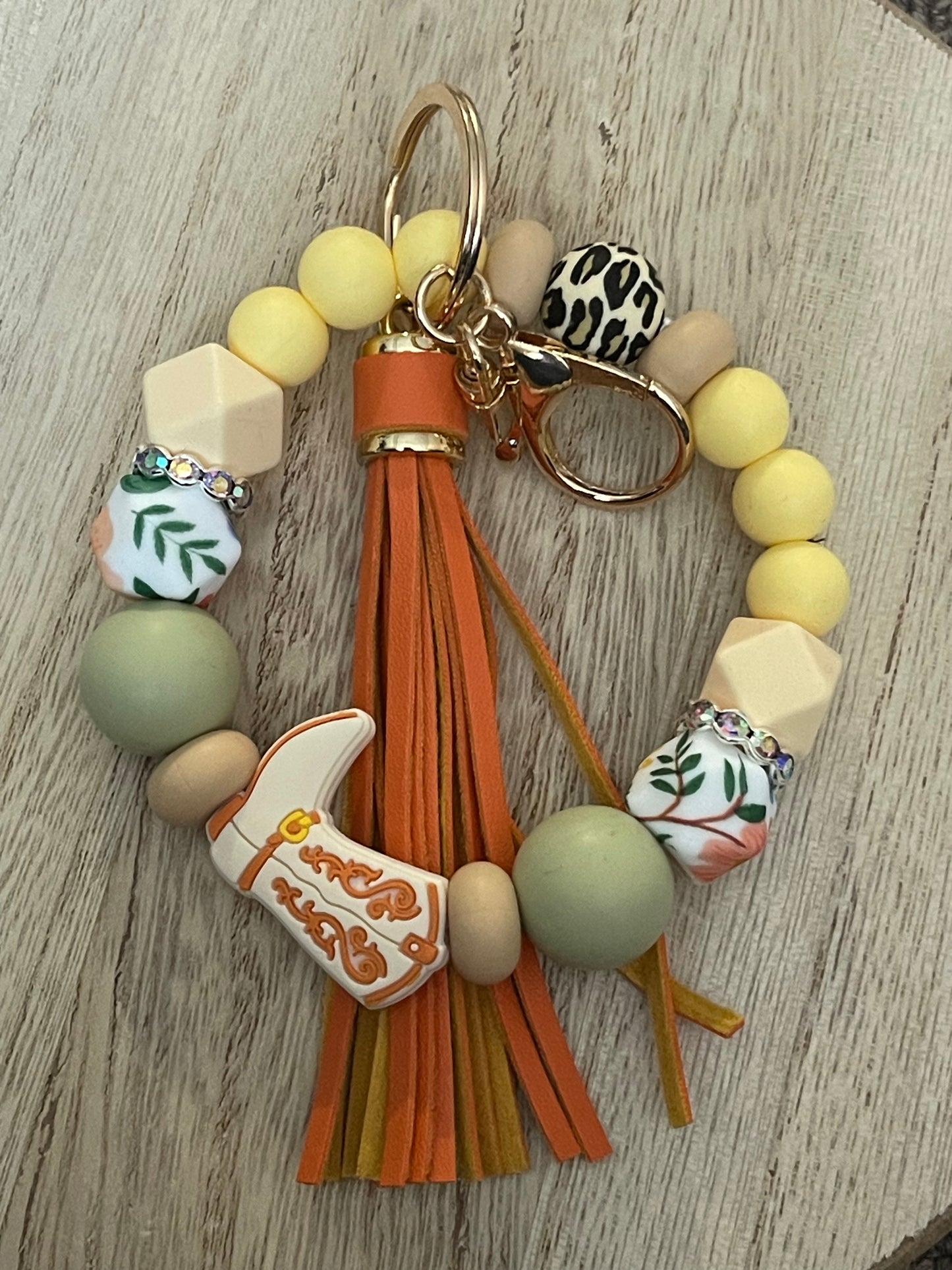 Llaveros Pulseras/ Wristlet Keychains