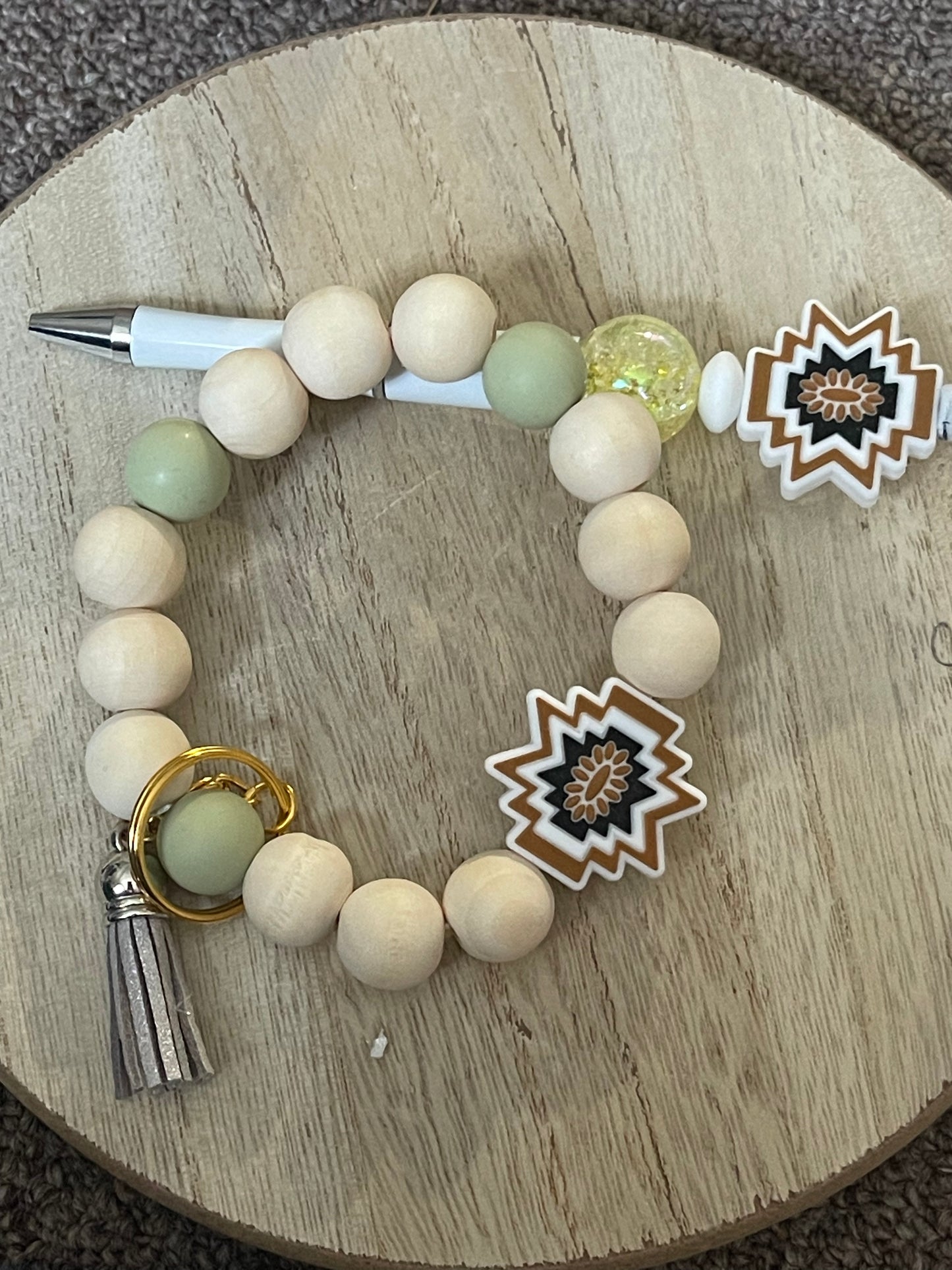 Llaveros Pulseras/ Wristlet Keychains